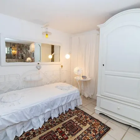 La Grotta -nel Cuore Di Nyaraló Ostuni